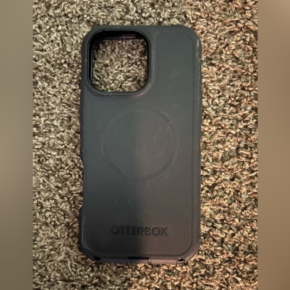 OtterBox Black Protective Phone Case for IPhone 16 ProMax - Picture 1 of 2
